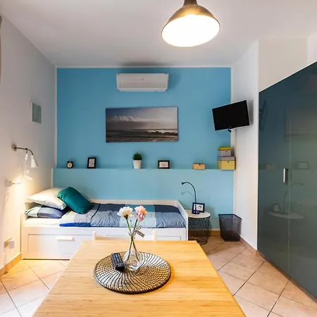 Lägenhet Altido Cozy Studio In Navigli *